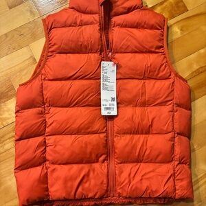 Uniqlo Vibrant Red Quilted Vest